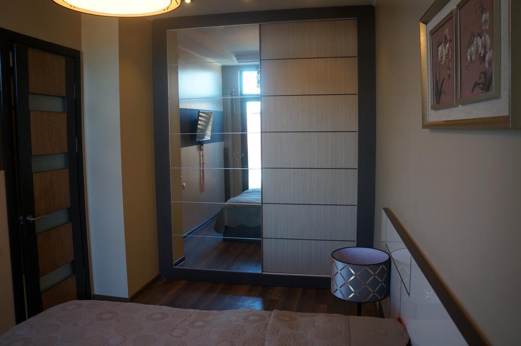 Apartment With Summer Terrace Batumi Zimmer foto