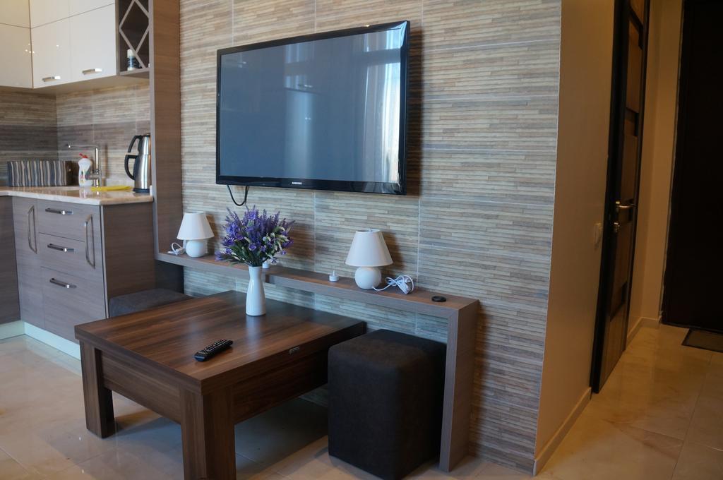 Apartment With Summer Terrace Batumi Zimmer foto