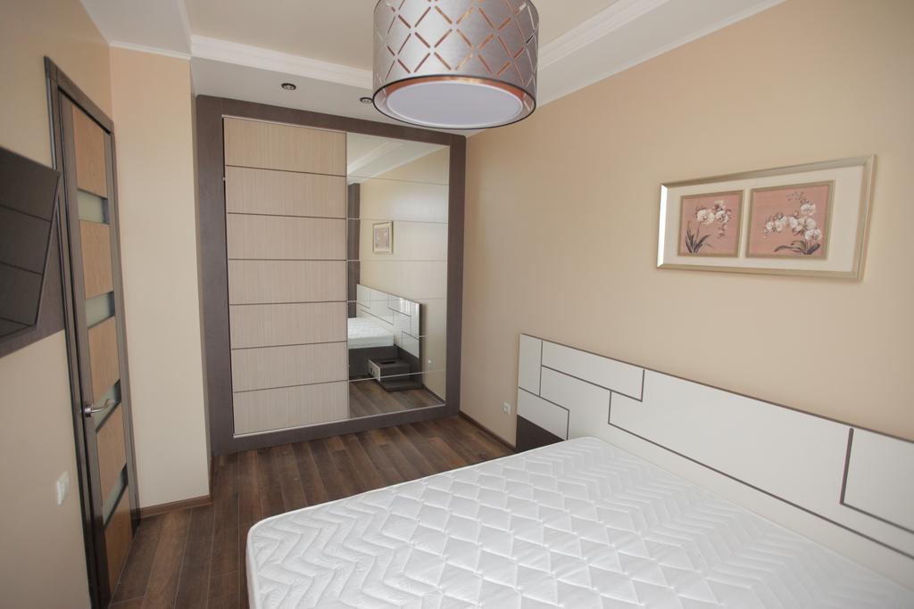 Apartment With Summer Terrace Batumi Zimmer foto