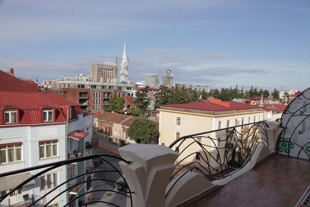 Apartment With Summer Terrace Batumi Zimmer foto